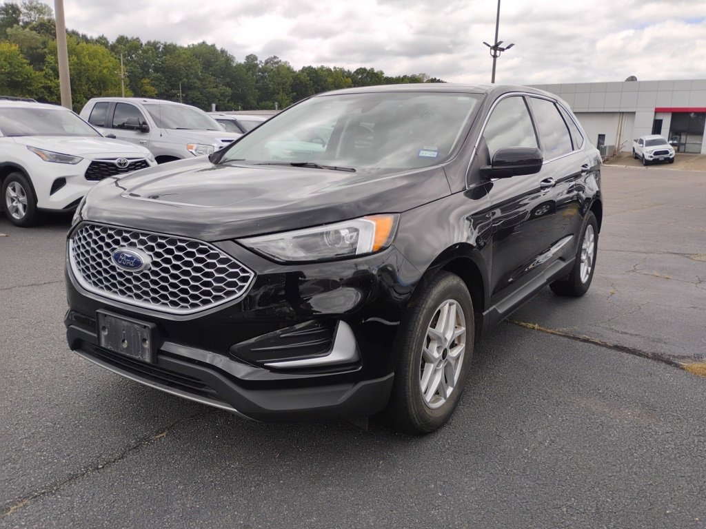 2024 Ford Edge SEL photo 4