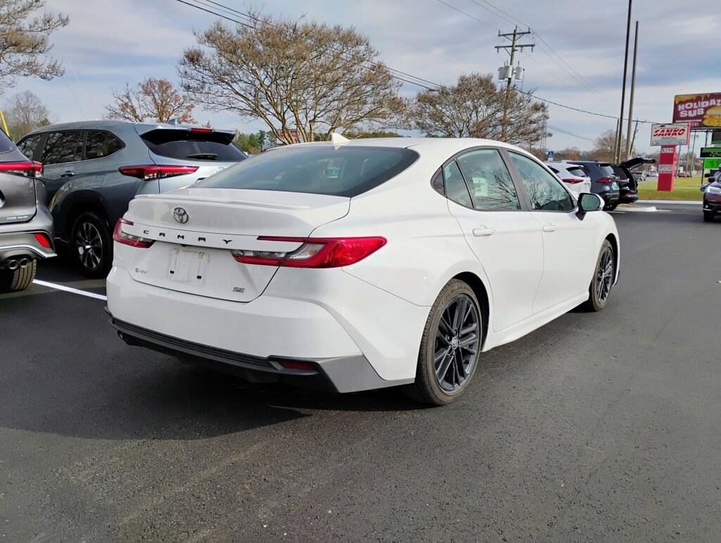 Used 2025 Toyota Camry SE Sedan