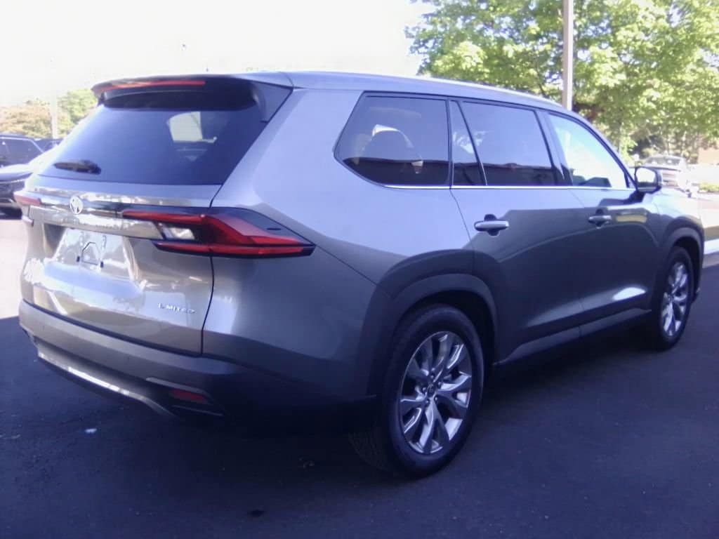 Used 2025 Toyota Grand Highlander Limited SUV