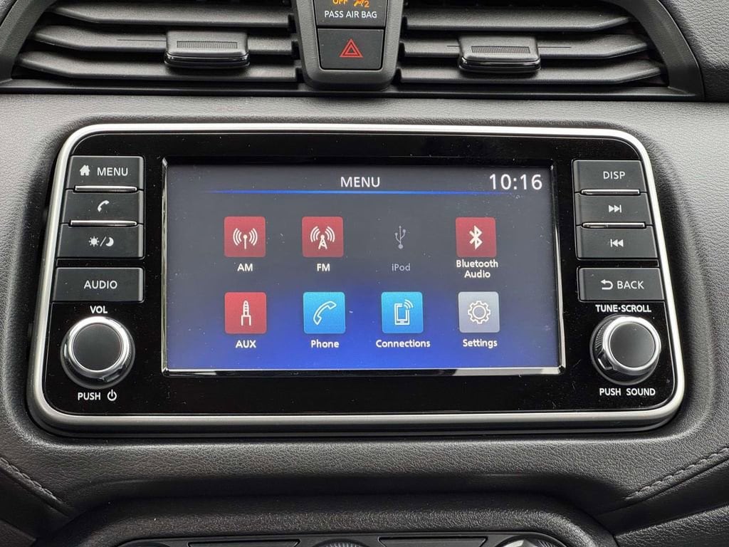 Used 2023 Nissan Versa 1.6 S Sedan