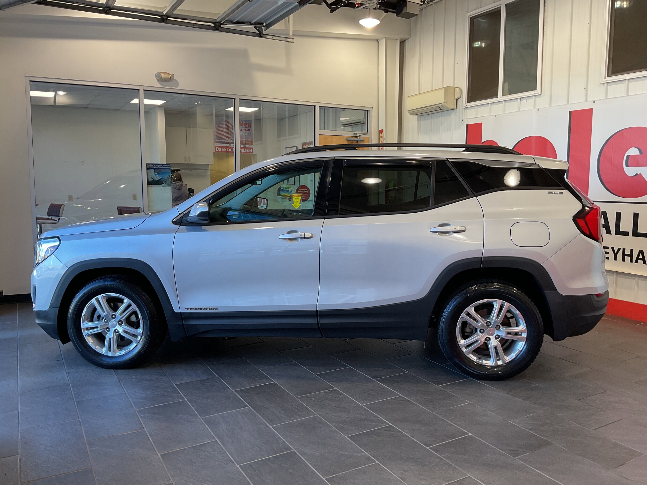 2019 Gmc Terrain SLE photo 2