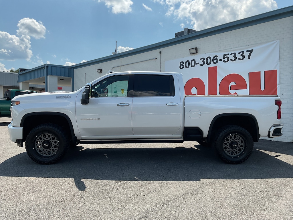 Used 2023 Chevrolet Silverado 2500HD High Country 4WD Crew Cab 159 High Country