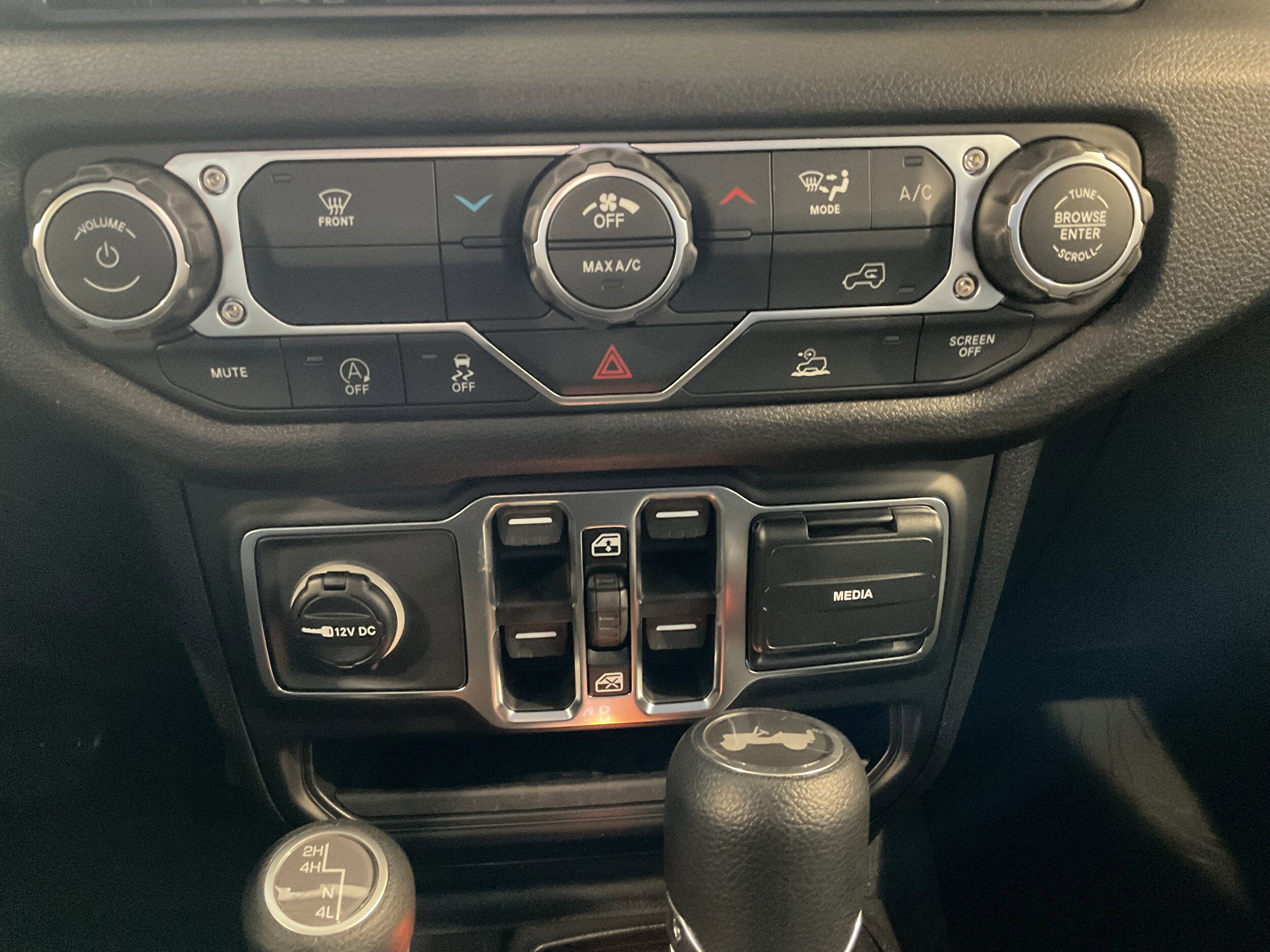 2026 Jeep Wrangler 4-Door Sport - Photo 18