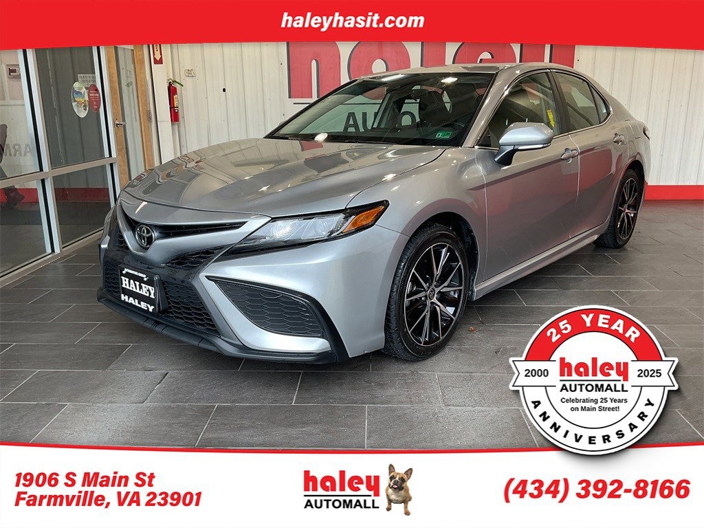 Used 2024 Toyota Camry SE Sedan
