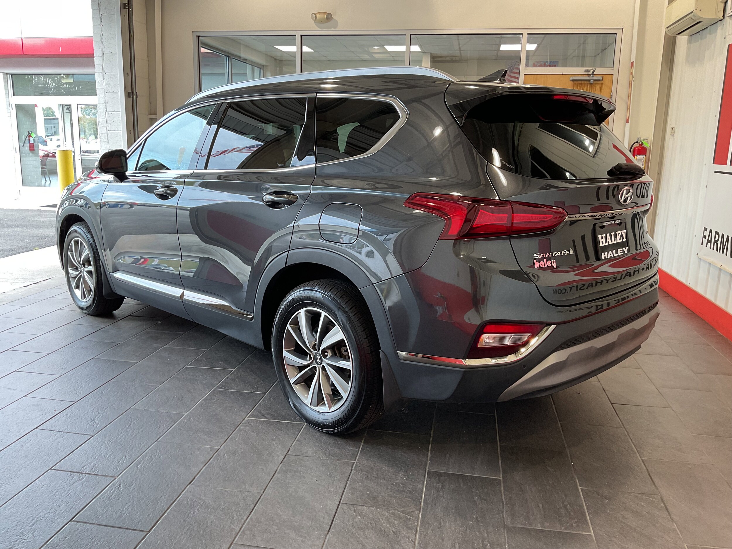 2020 Hyundai Santa Fe Limited photo 4