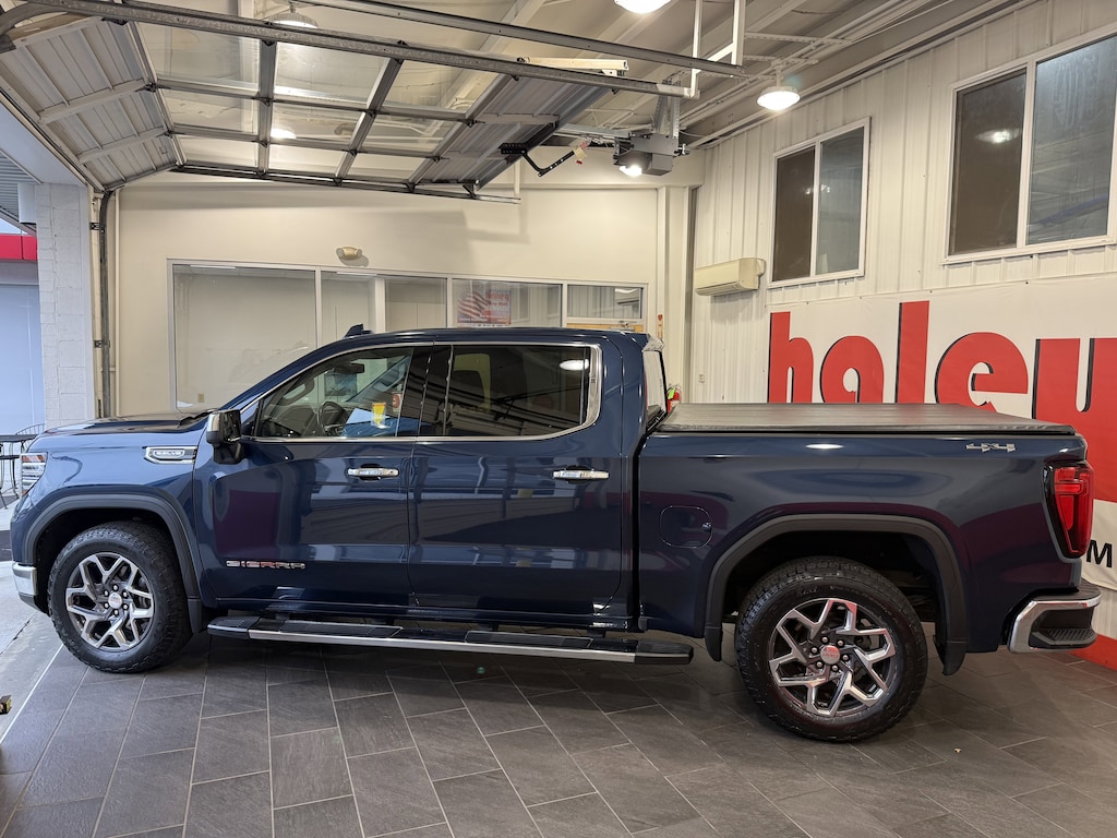 Used 2022 GMC Sierra 1500 SLT Truck Crew Cab