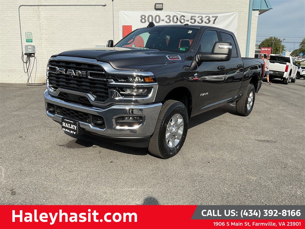 2026 RAM Ram 3500 Pickup Big Horn's photo