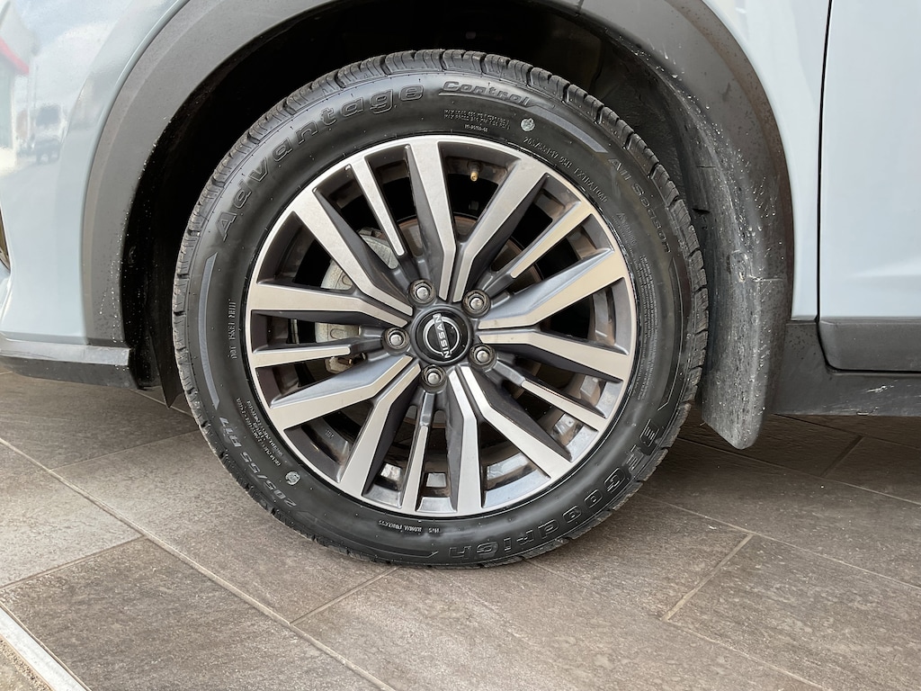 Used 2022 Nissan Kicks SV SUV