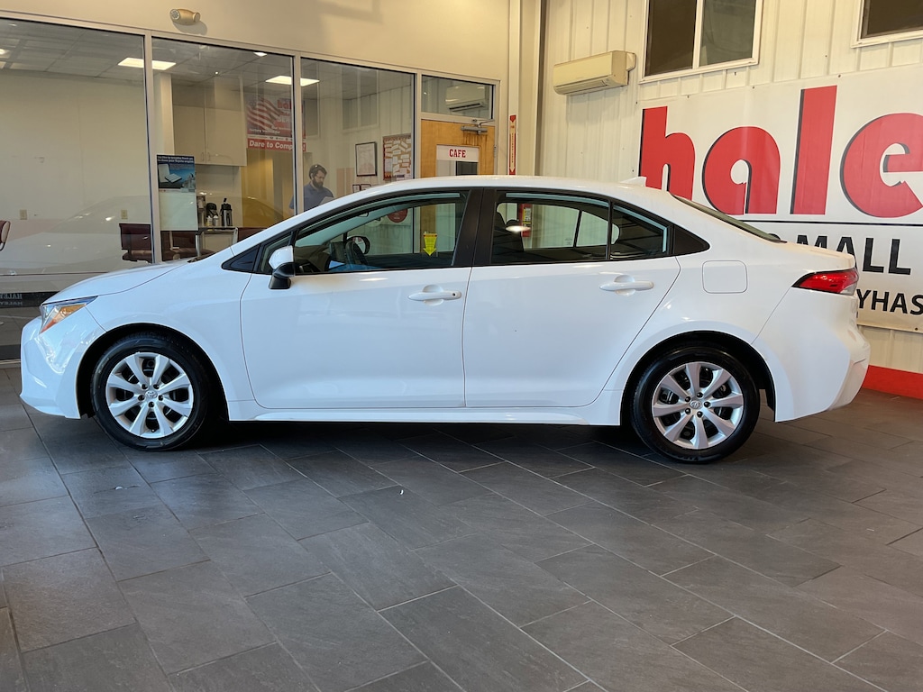 Used 2024 Toyota Corolla LE Sedan