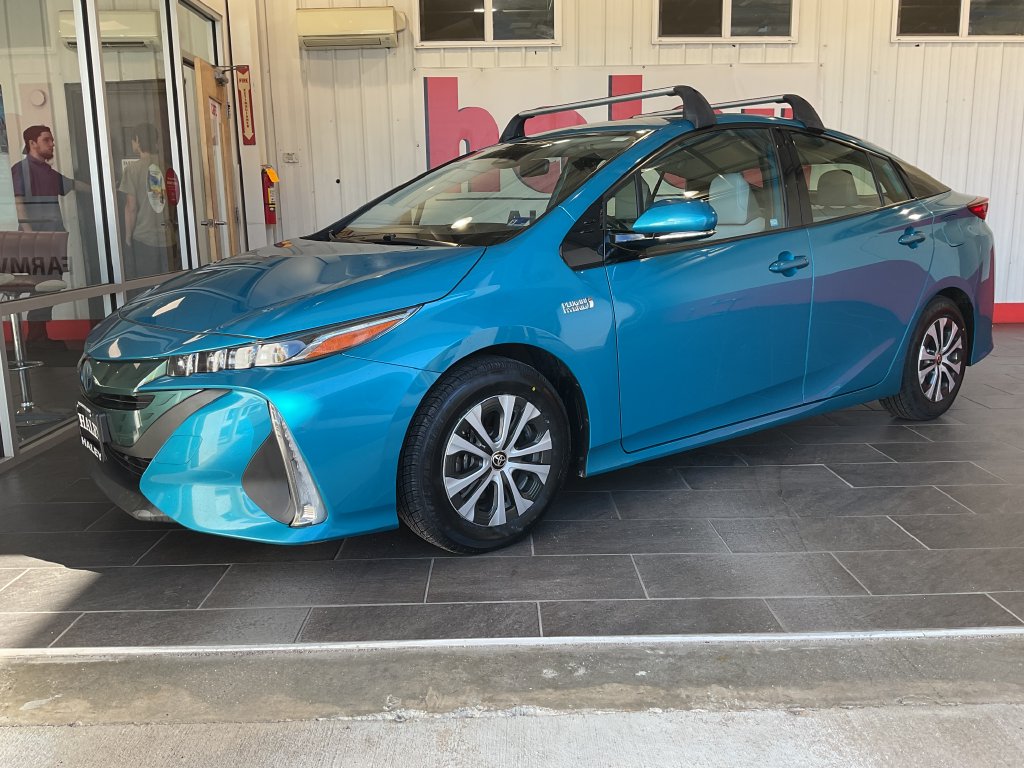  Toyota Prius Prime