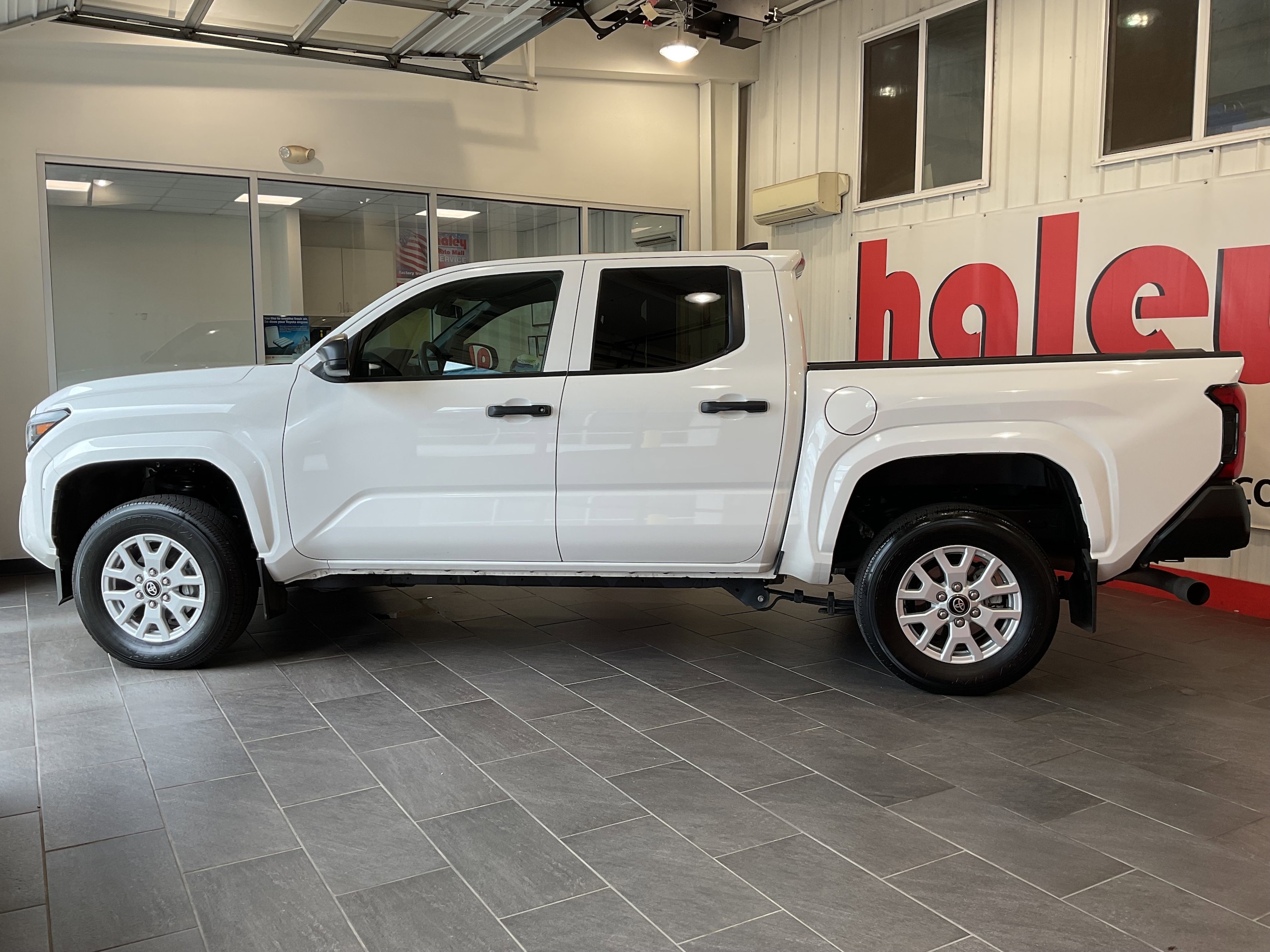 2024 Toyota Tacoma SR