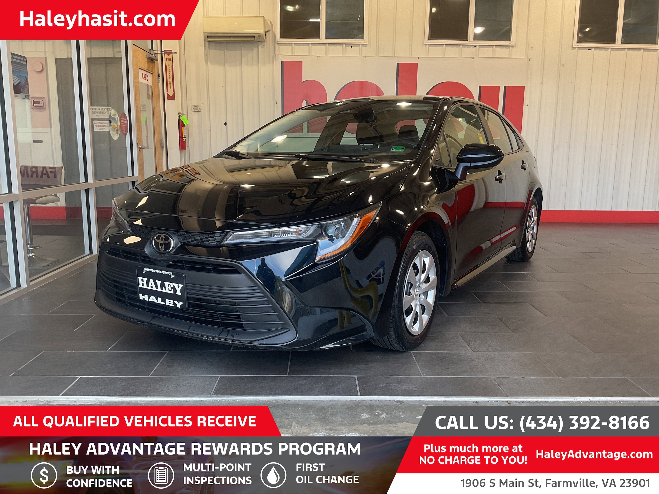 2024 Toyota Corolla LE's photo