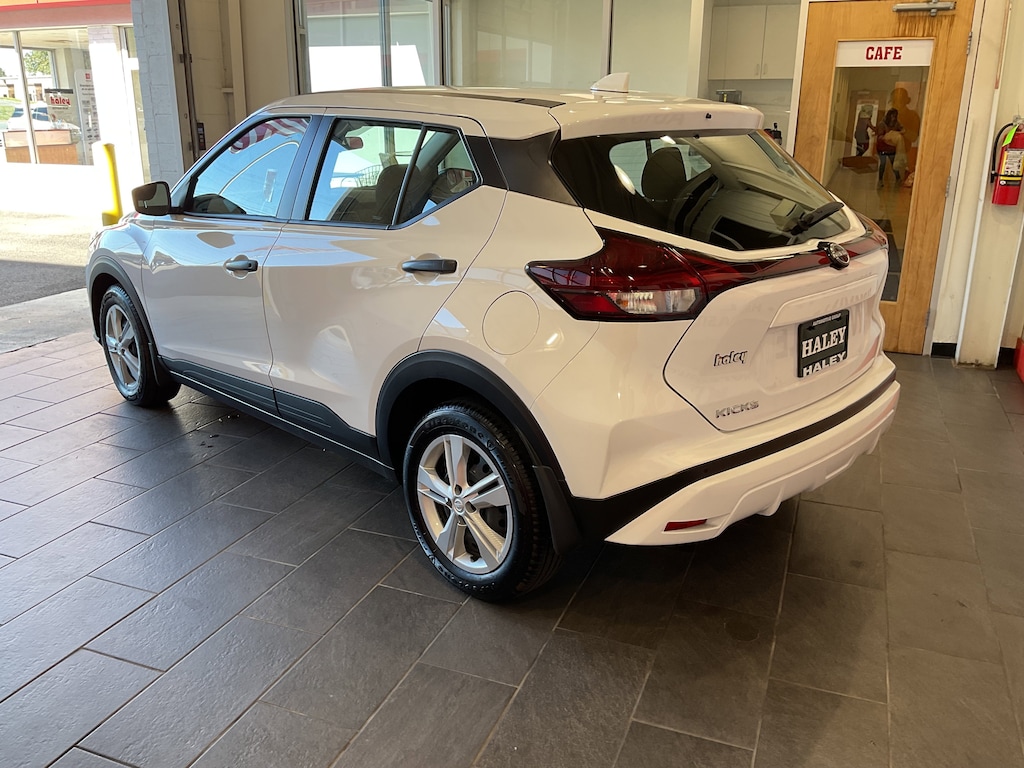 Used 2024 Nissan Kicks S SUV