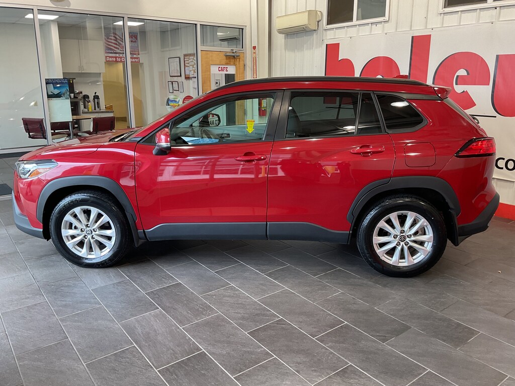 Used 2022 Toyota Corolla Cross LE SUV
