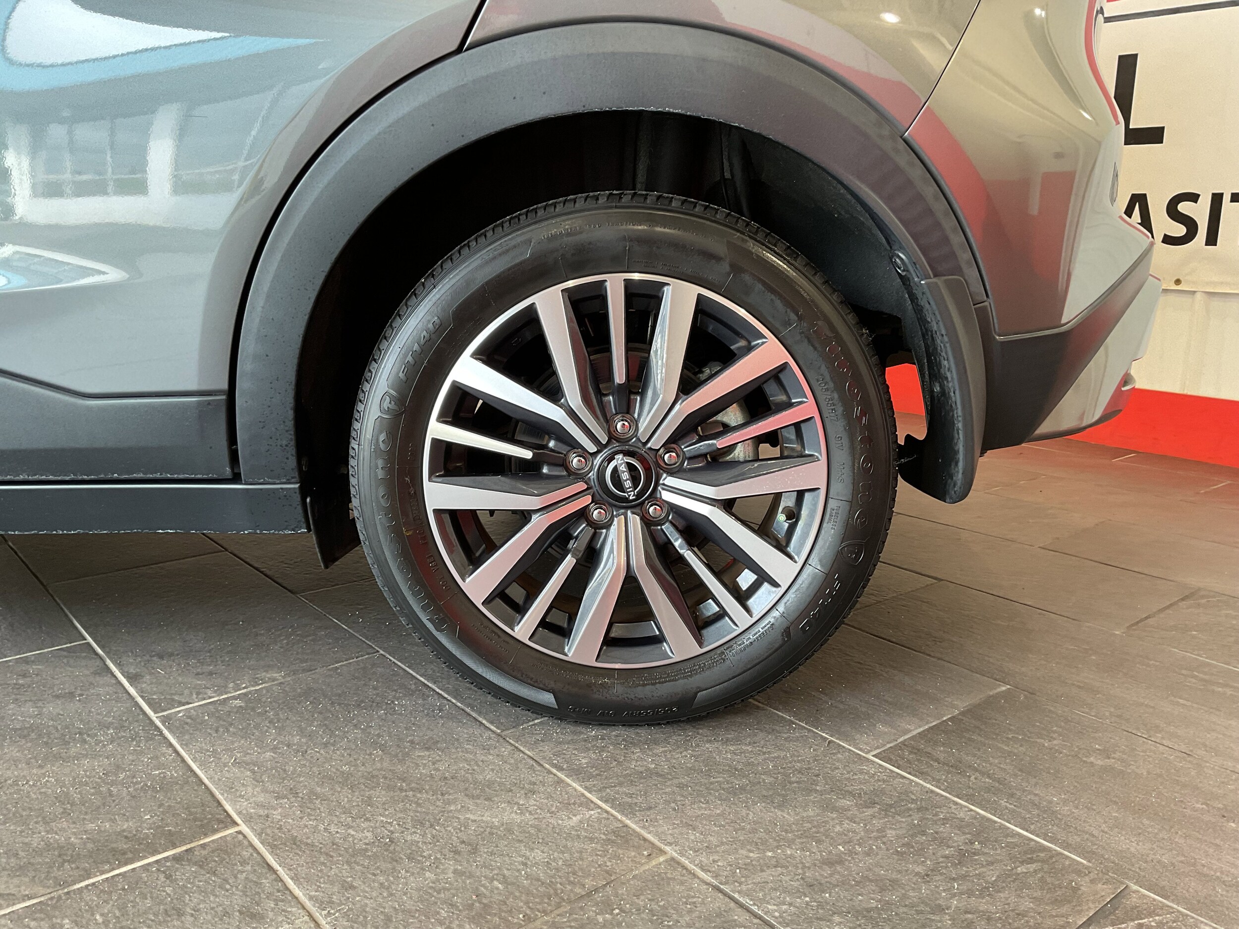2023 Nissan Kicks SV photo 3