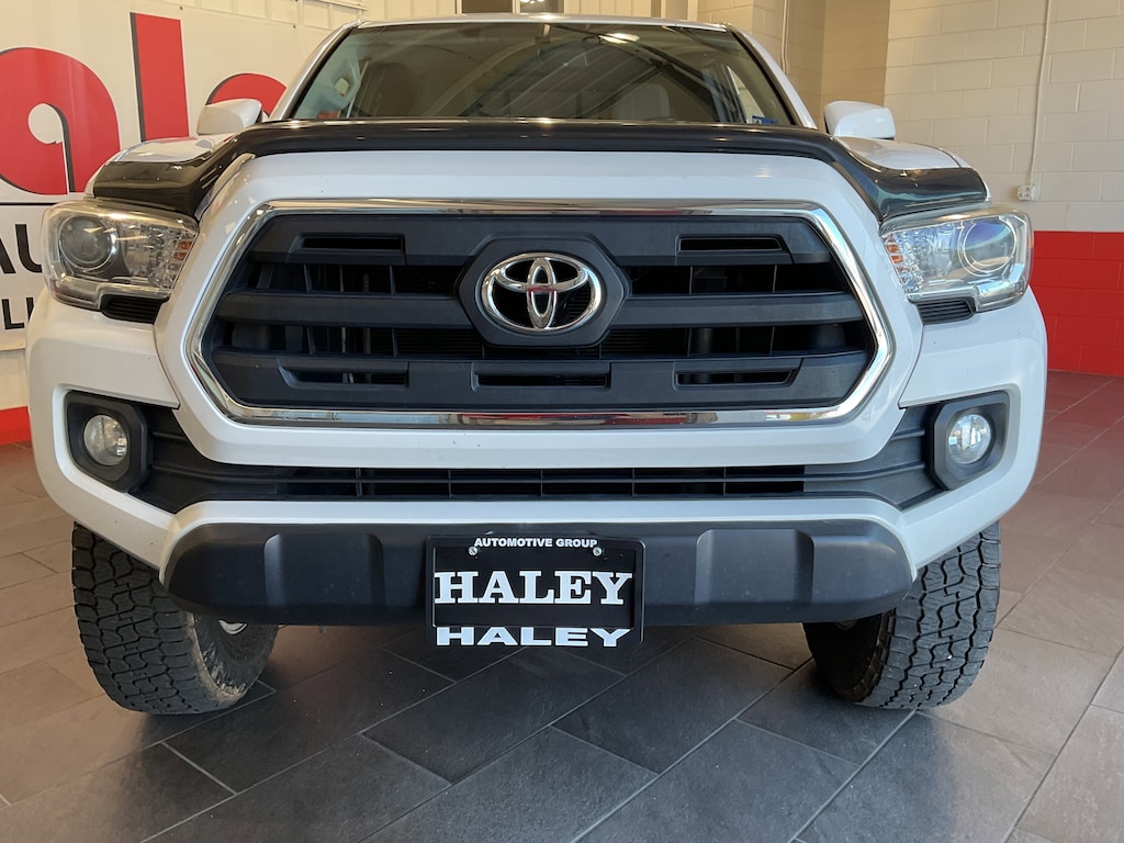 Used 2017 Toyota Tacoma SR5 Truck Access Cab