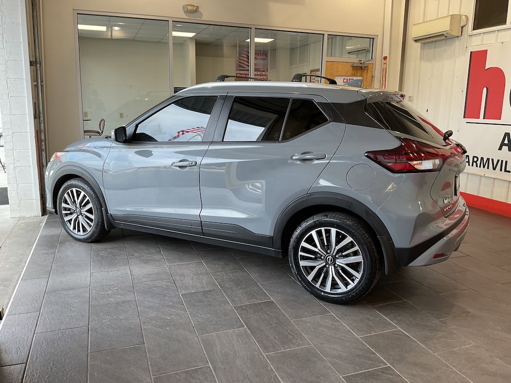 Used 2022 Nissan Kicks SV SUV
