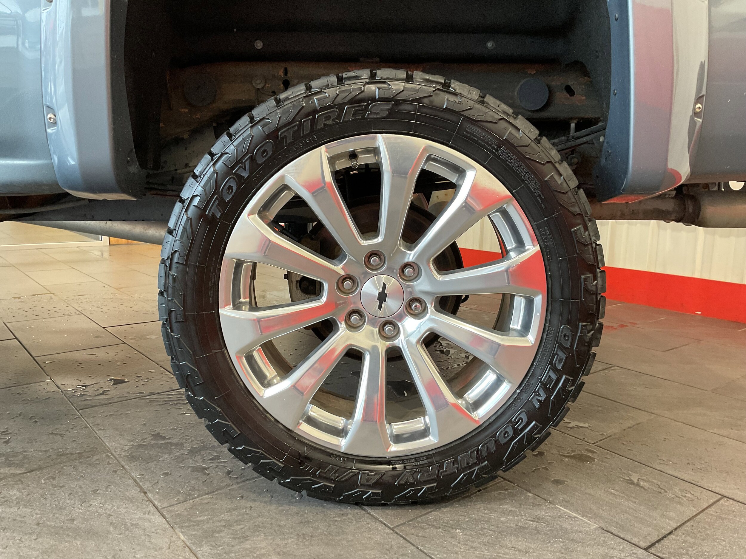 2016 Chevrolet Silverado 1500 LT photo 3