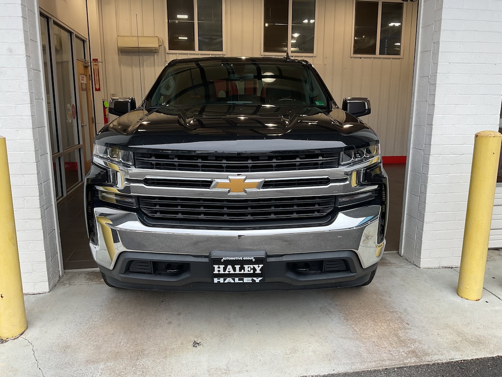 Used 2021 Chevrolet Silverado 1500 LT Truck Crew Cab