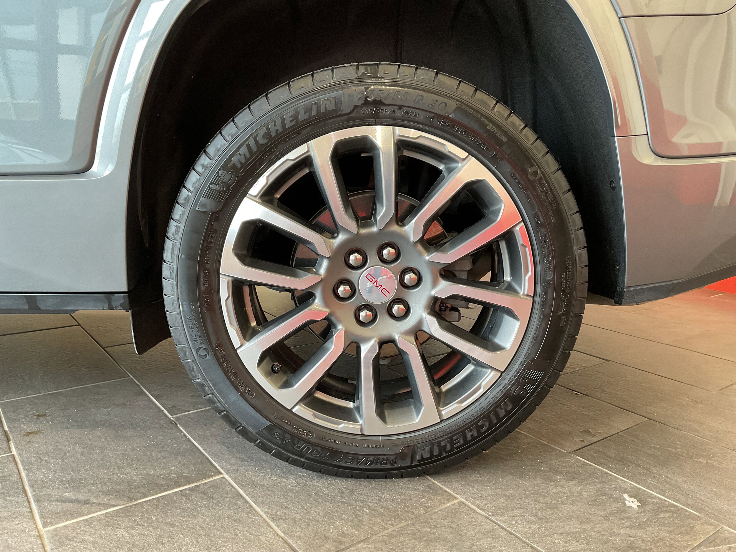 2021 Gmc Acadia Denali photo 3