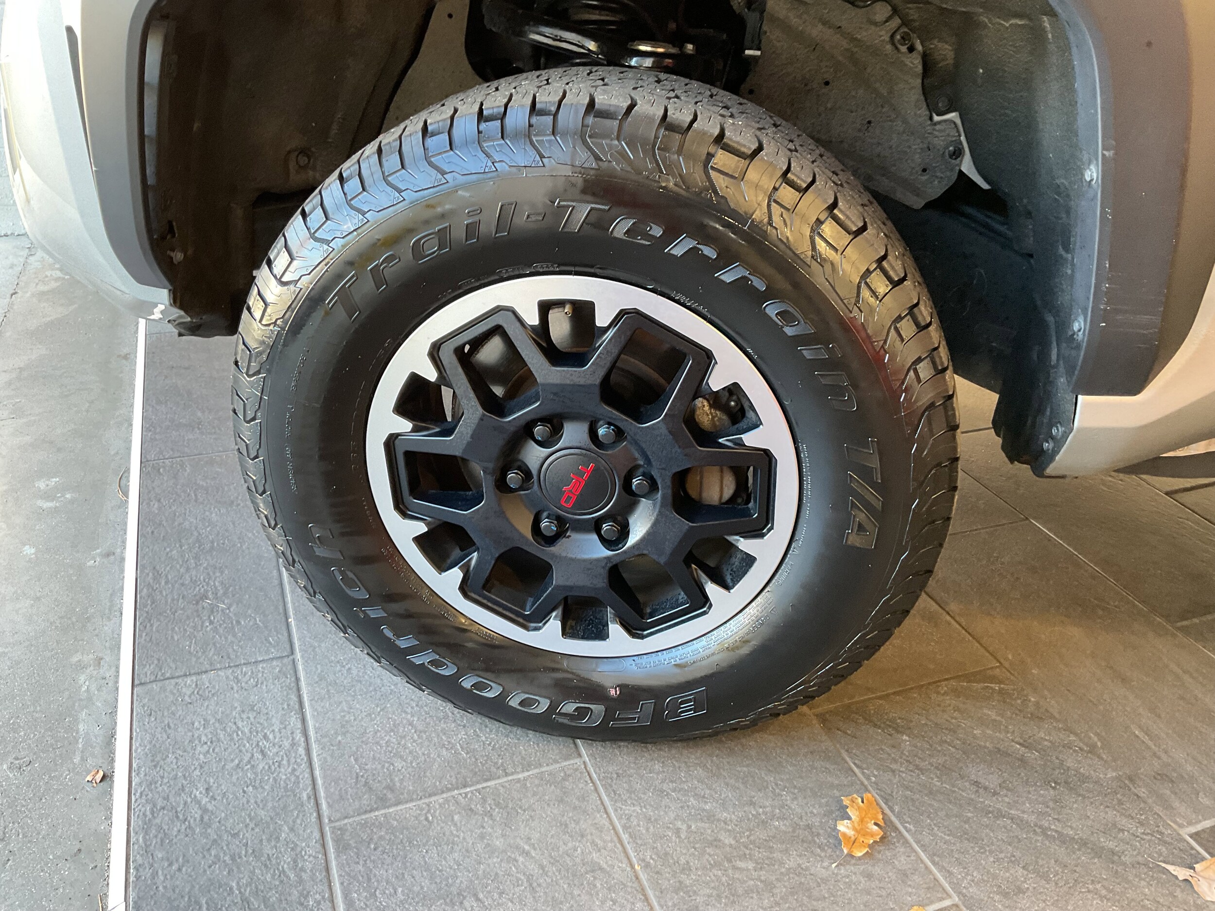 2024 Toyota Tacoma TRD Double Cab photo 3