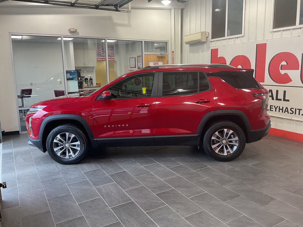 Used 2025 Chevrolet Equinox FWD LT SUV