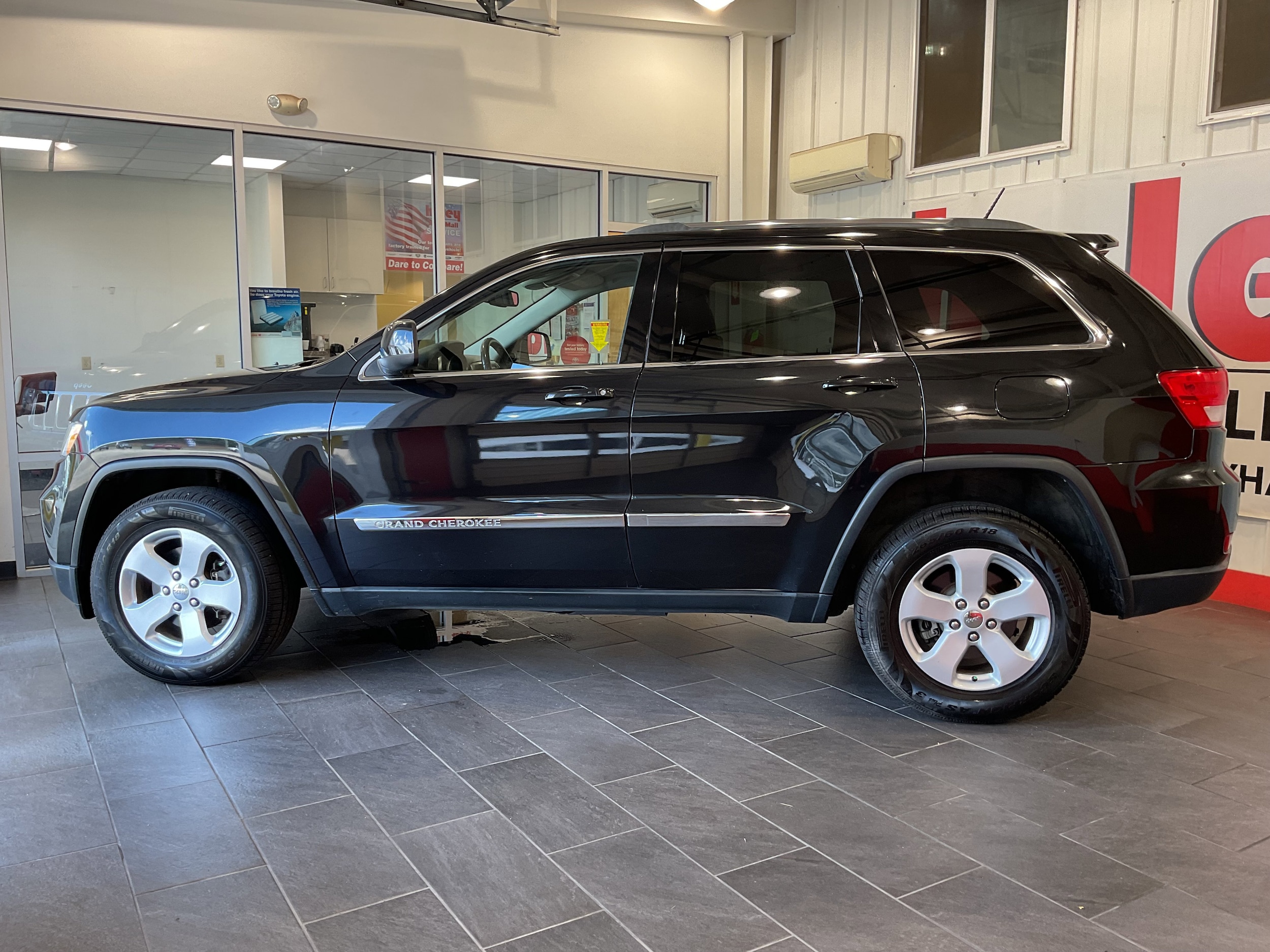 2012 Jeep Grand Cherokee Laredo