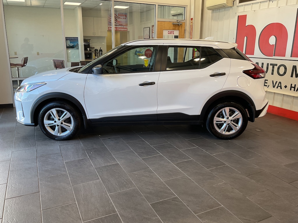 Used 2024 Nissan Kicks S SUV