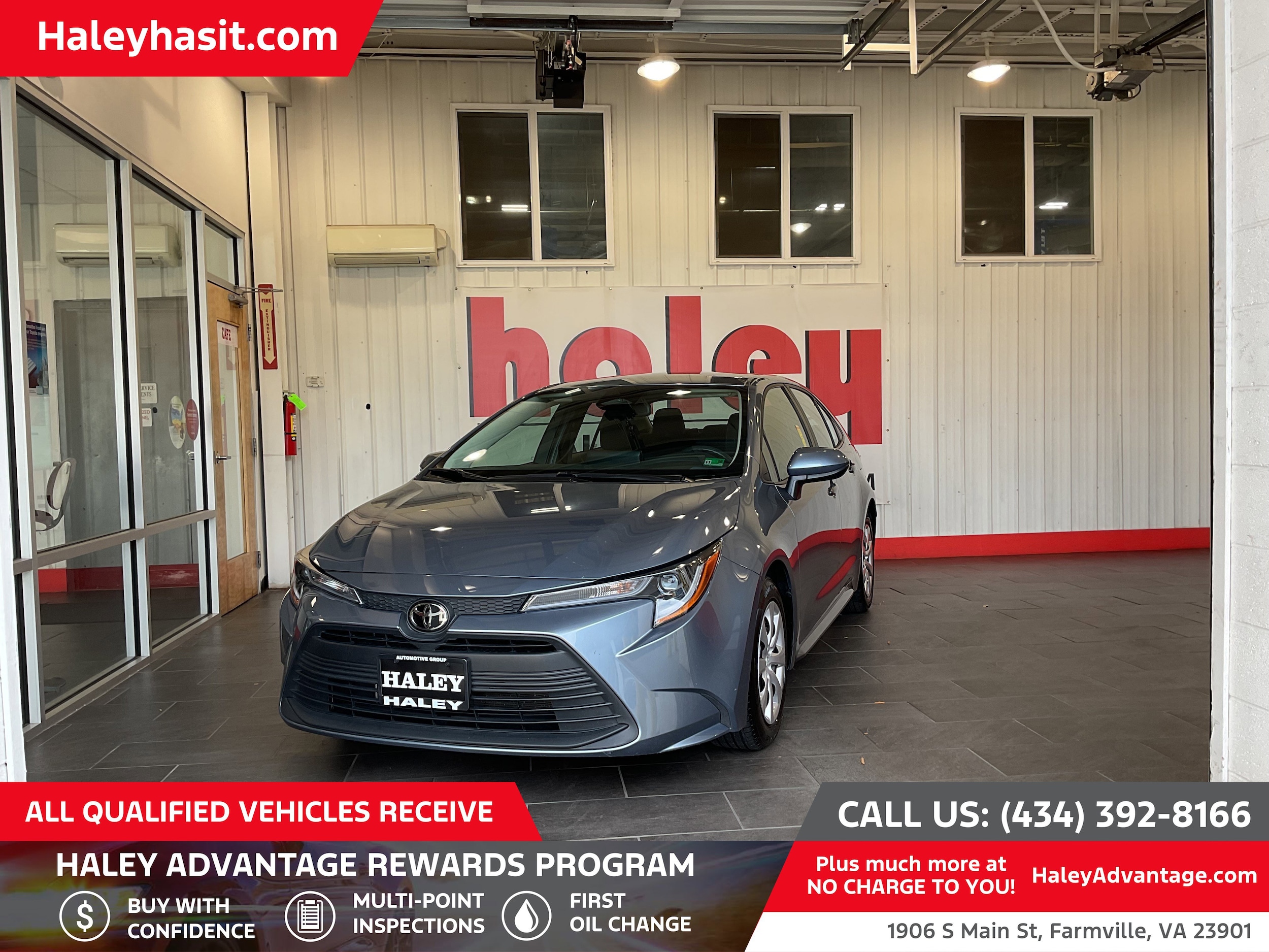 2024 Toyota Corolla LE's photo