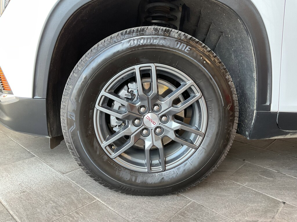 Used 2025 GMC Acadia FWD Elevation SUV