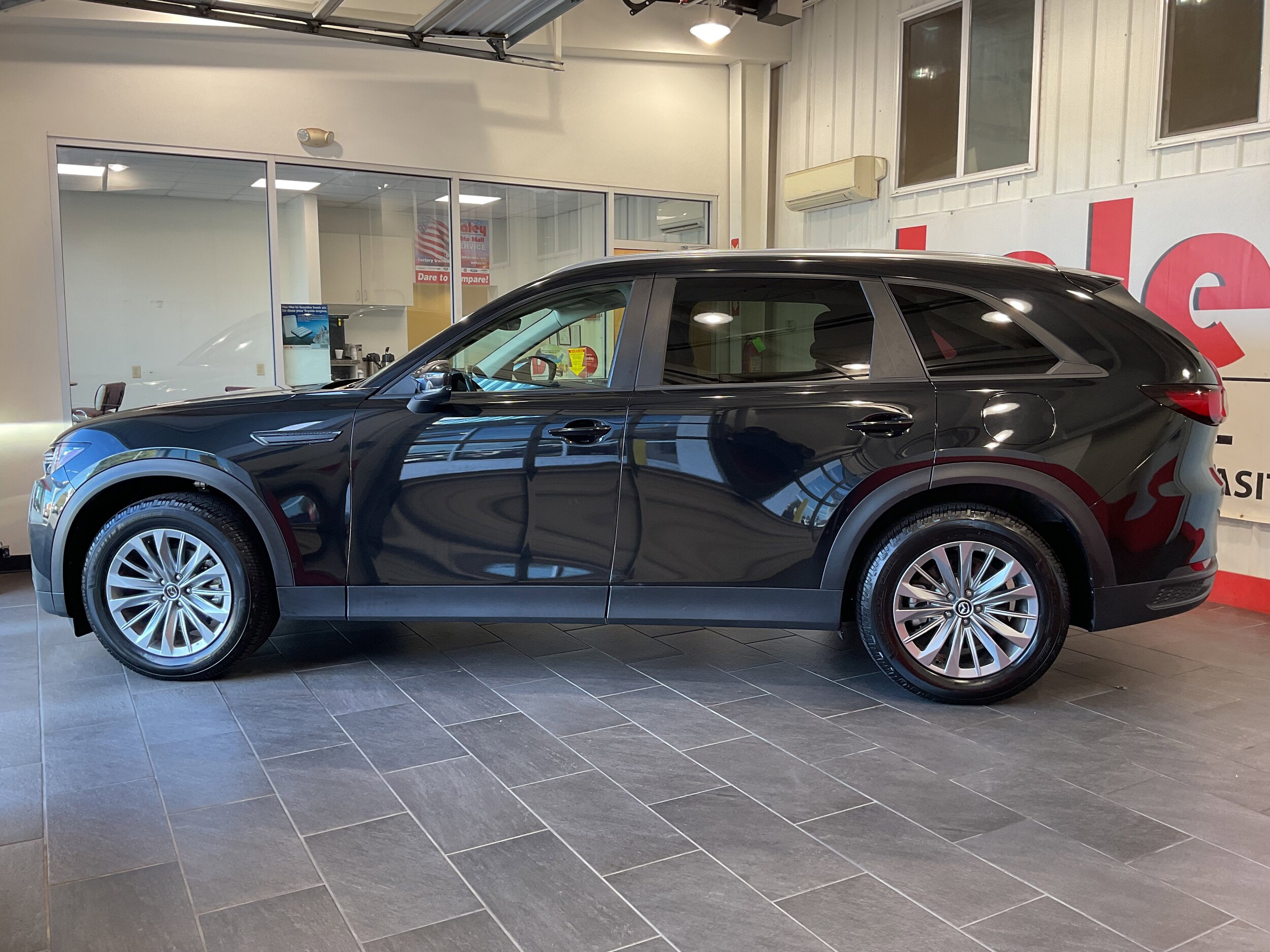2024 Mazda CX-90 3.3 Turbo Select photo 2