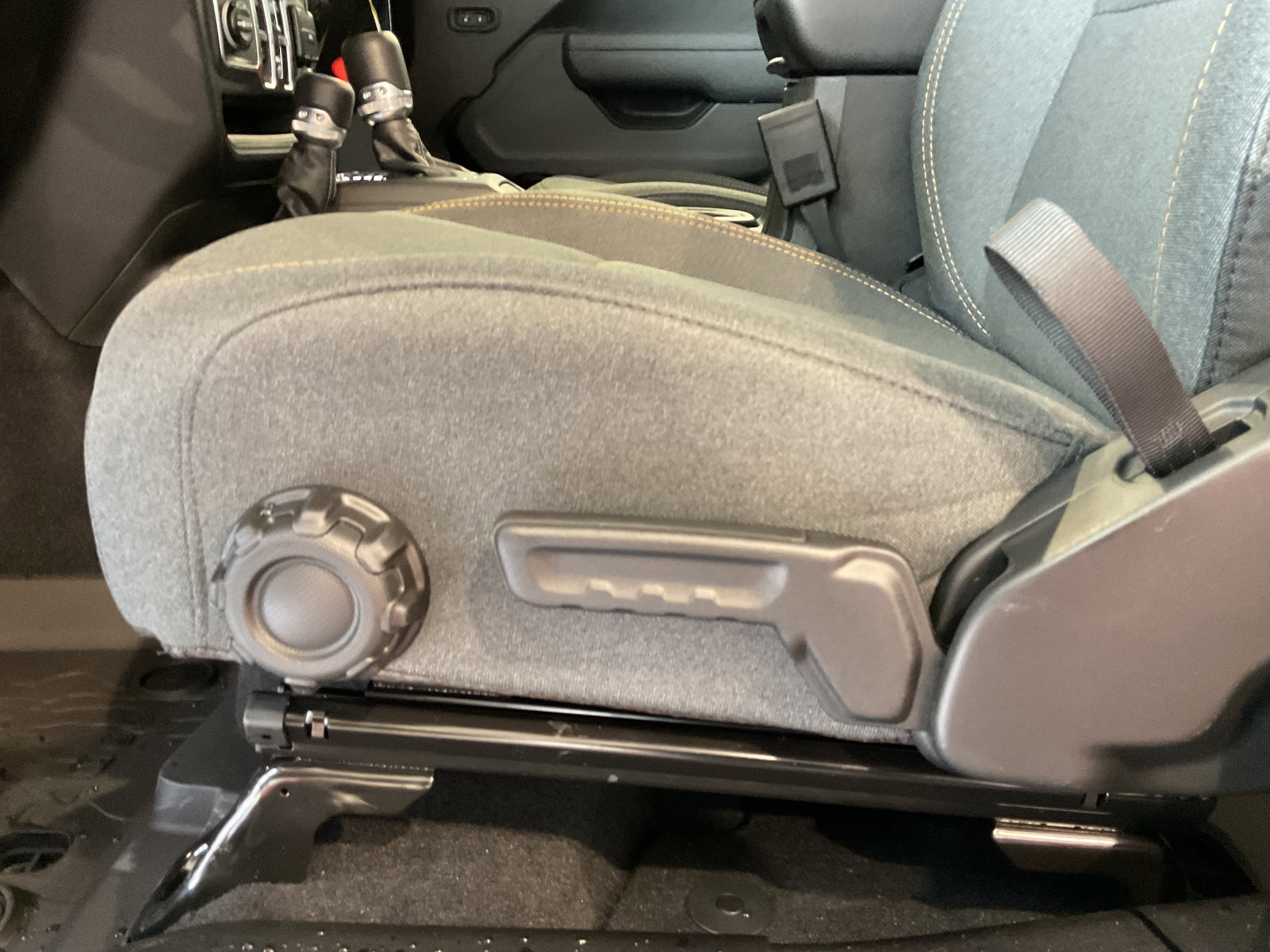 2026 Jeep Wrangler 4-Door Sport - Photo 11