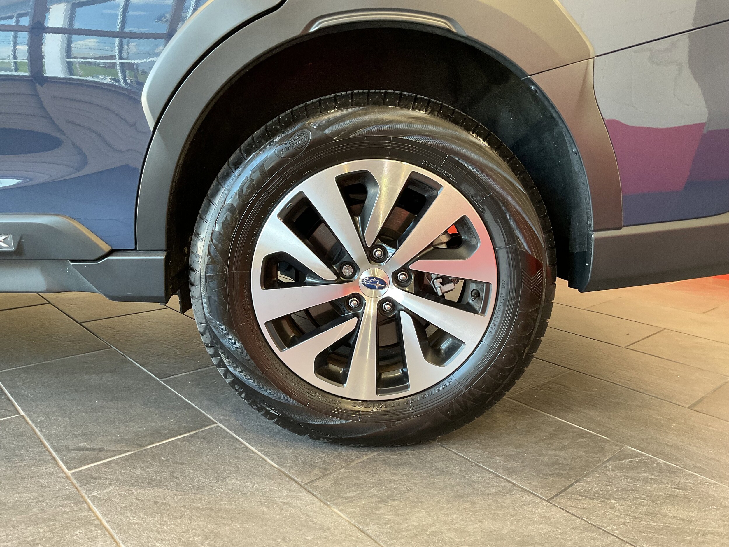 2025 Subaru Outback Premium photo 3
