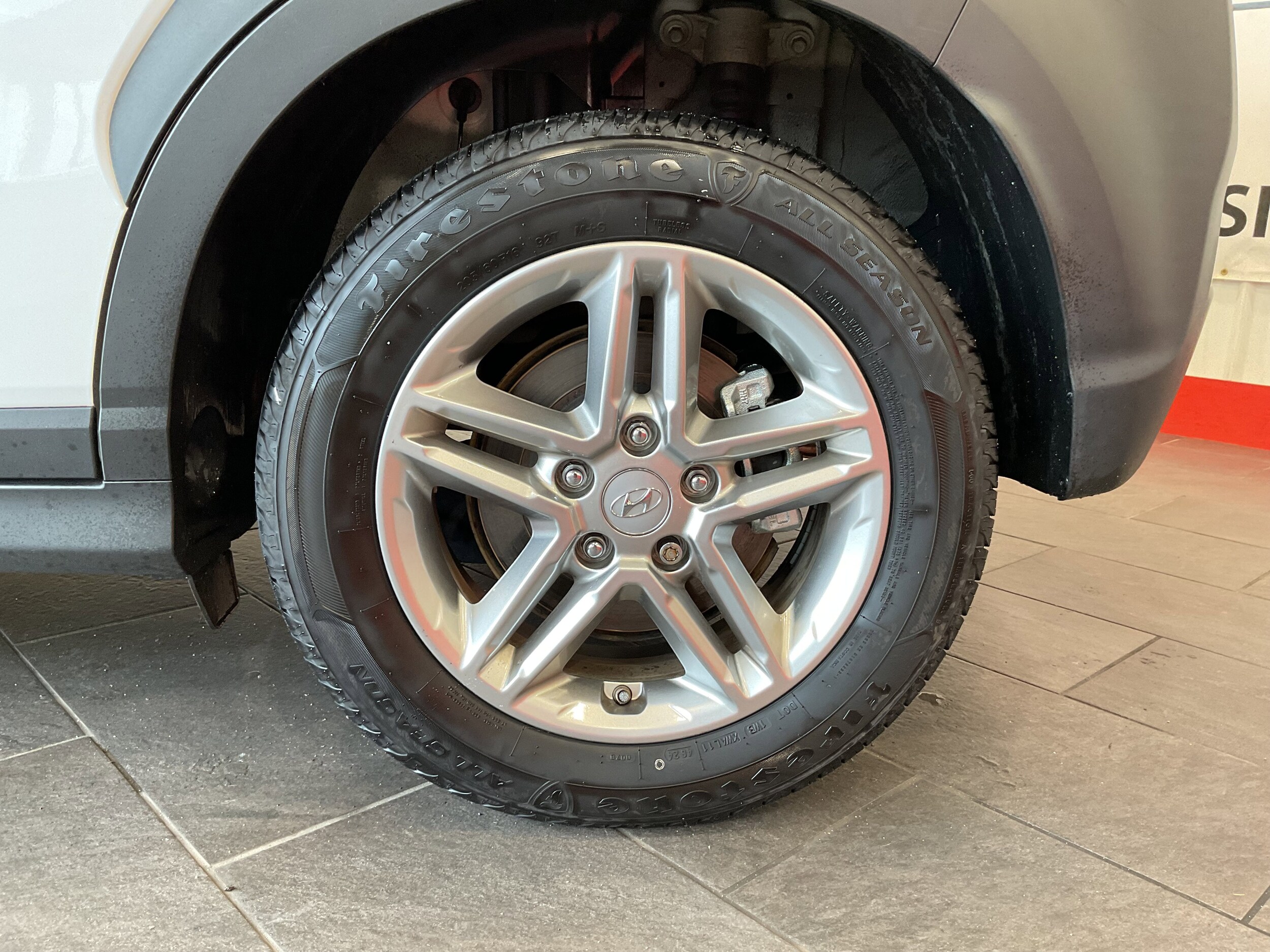2021 Hyundai Kona SE photo 2