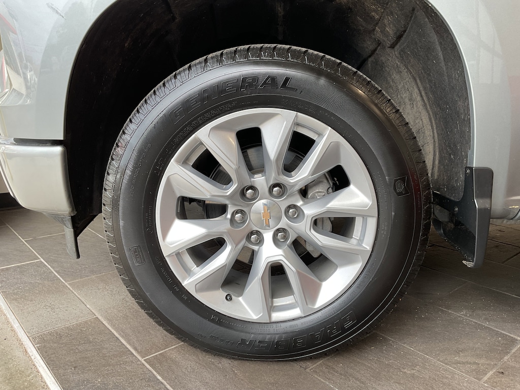 Used 2025 Chevrolet Silverado 1500 Custom Truck Crew Cab