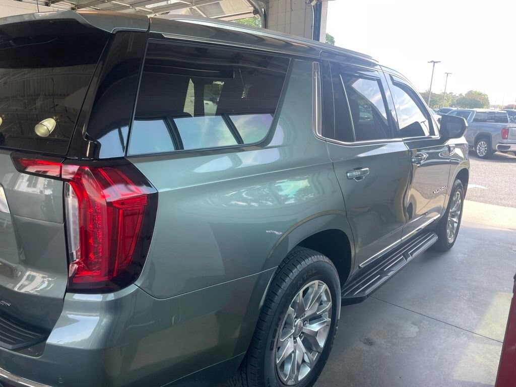 Used 2023 GMC Yukon SLT SUV