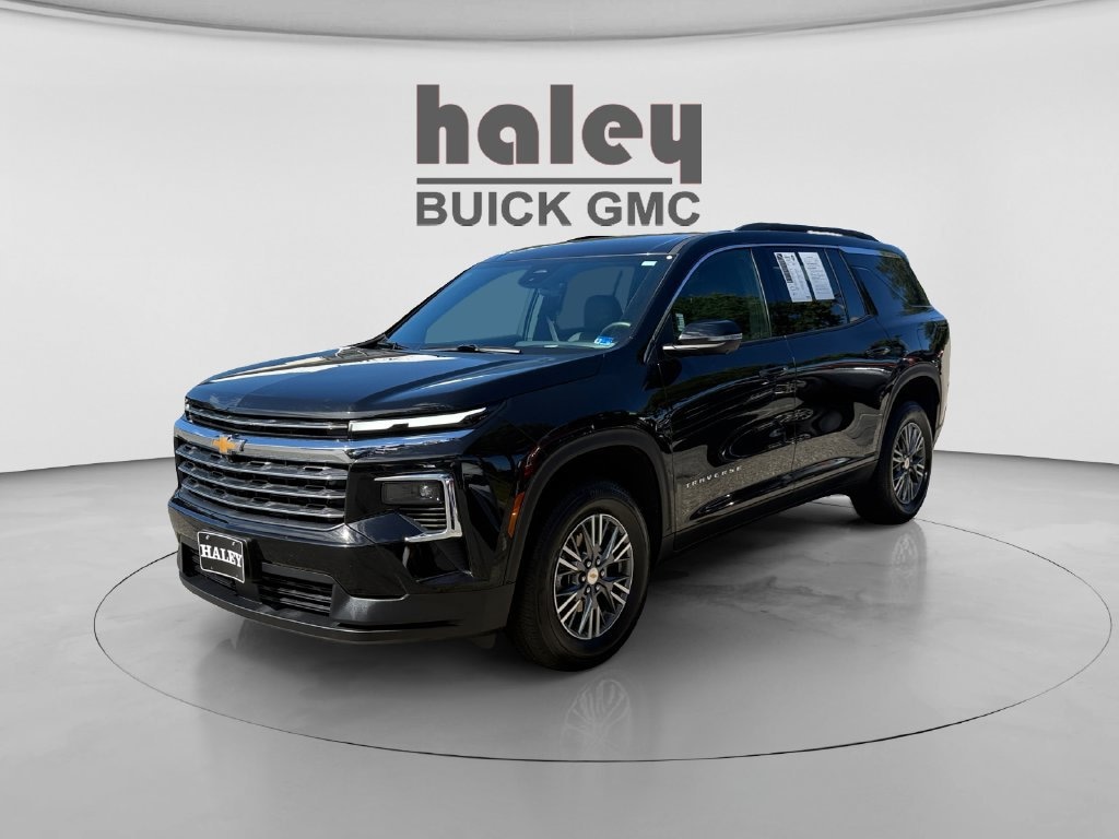Used 2026 Chevrolet Traverse LT SUV