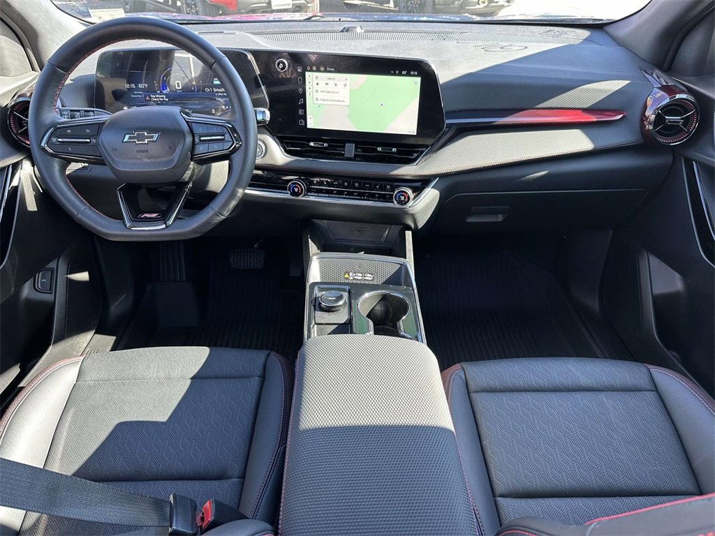 2025 Chevrolet Equinox RS photo 2