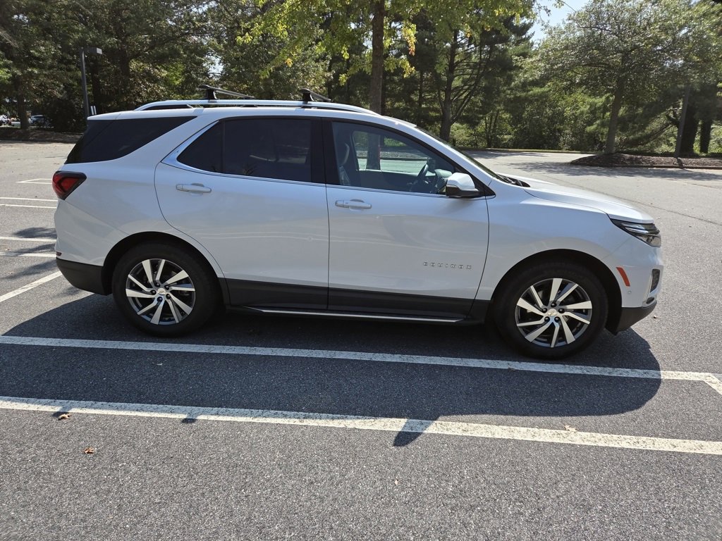 2023 Chevrolet Equinox Premier photo 2