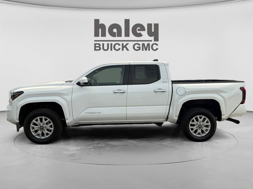 Used 2025 Toyota Tacoma 4WD SR Truck Double Cab