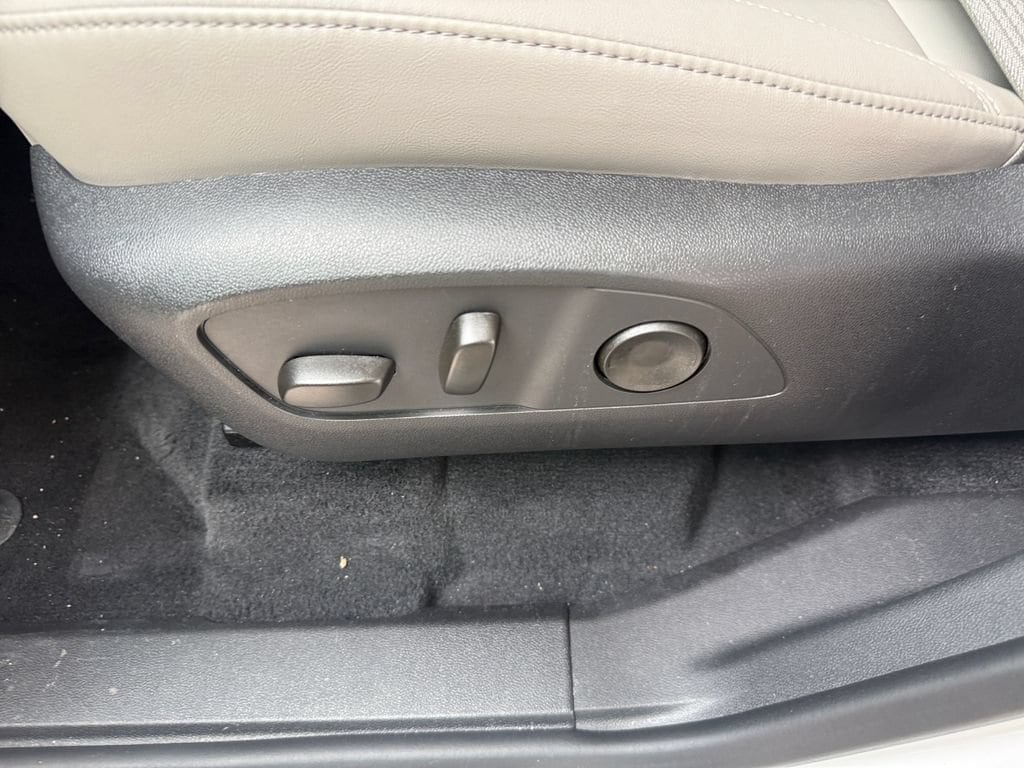 2026 GMC Acadia Elevation - Photo 27