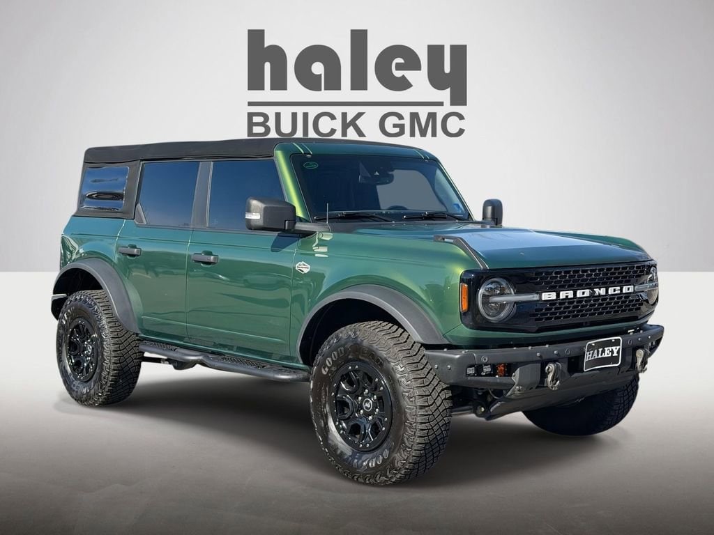 Used 2022 Ford Bronco Base SUV