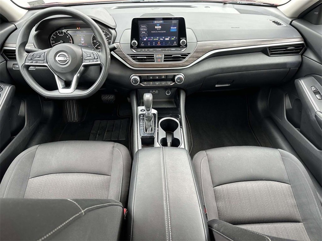 Used 2024 Nissan Altima 2.5 SV Sedan