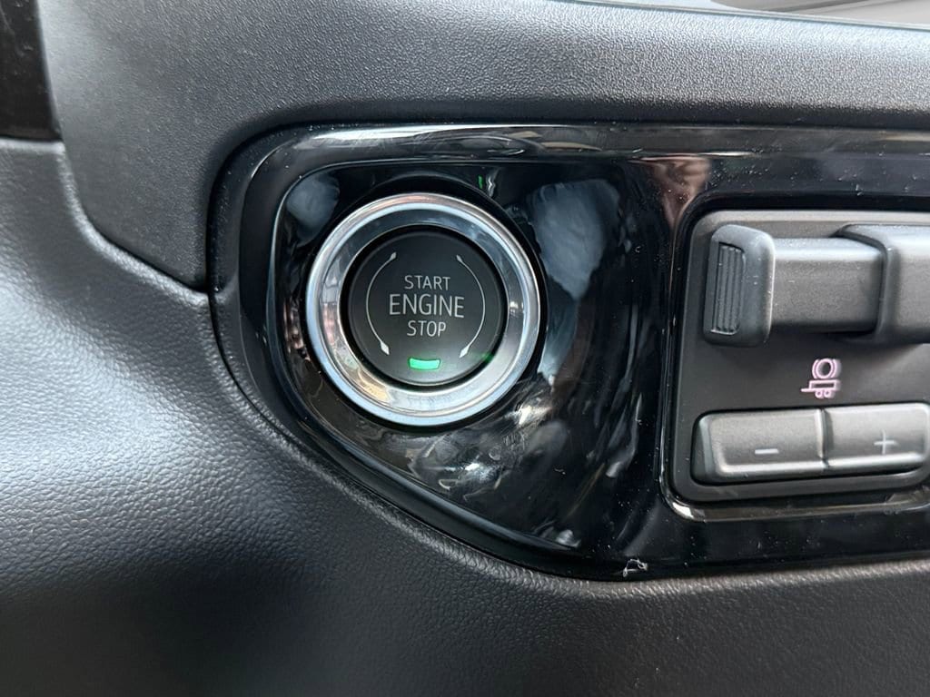 2026 GMC Sierra 1500 SLT - Photo 23