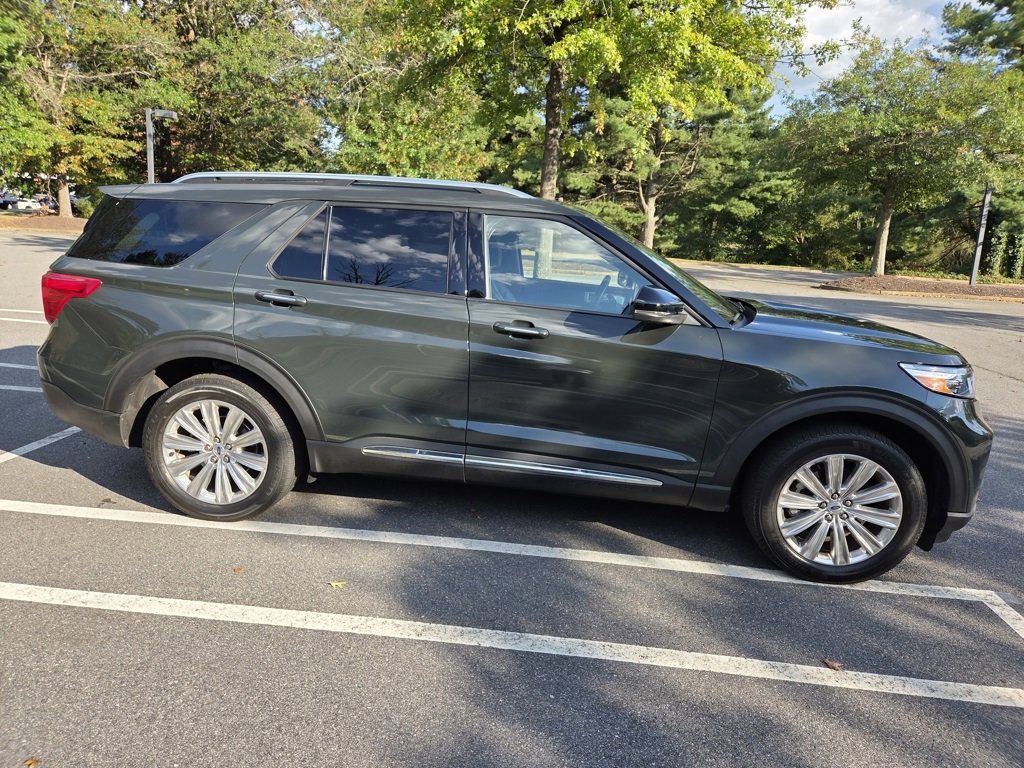 2023 Ford Explorer Limited photo 3