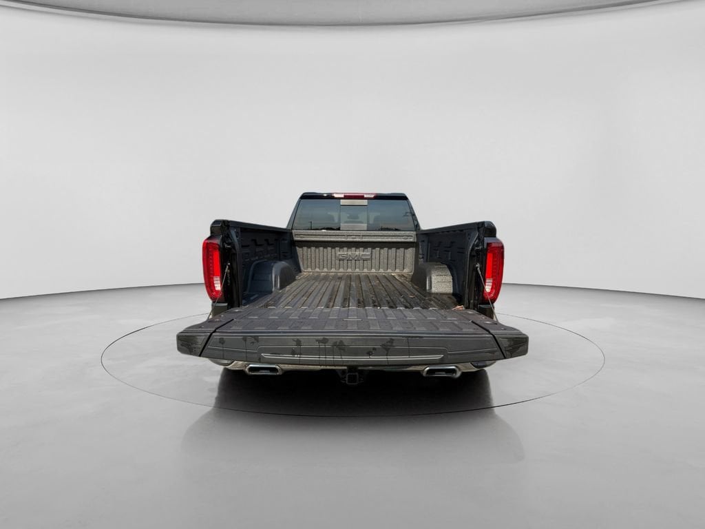 2026 GMC Sierra 1500 SLT - Photo 18