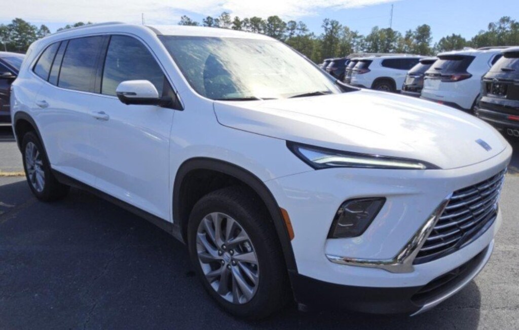 Used 2025 Buick Enclave Preferred SUV