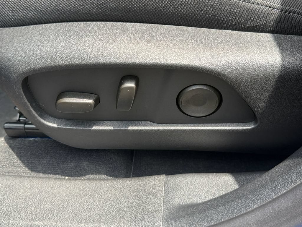 2026 GMC Terrain AT4 - Photo 27