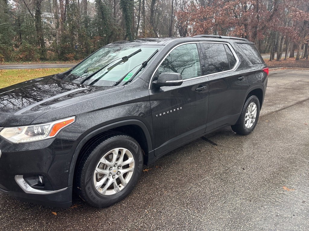 2019 Chevrolet Traverse Leather photo 2
