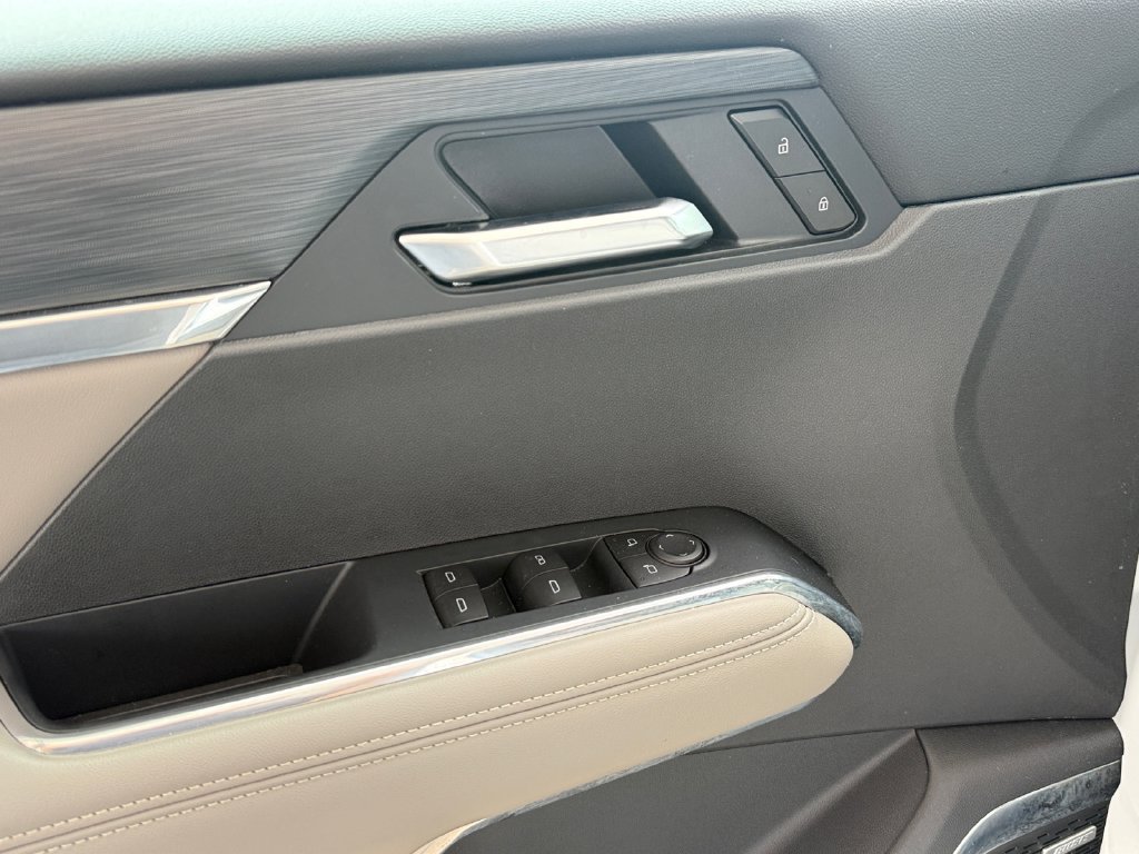 2026 GMC Acadia Elevation - Photo 11